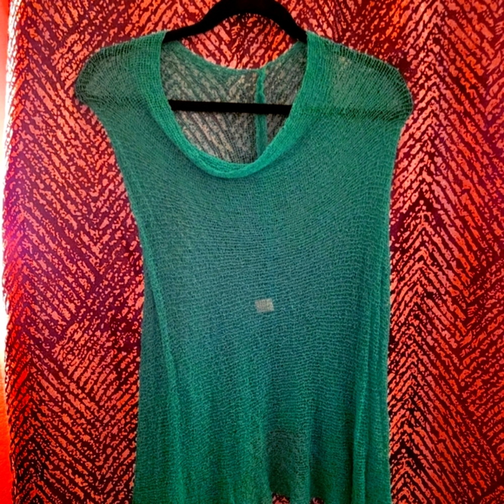NWOT Light summer poncho hand made. Size Large